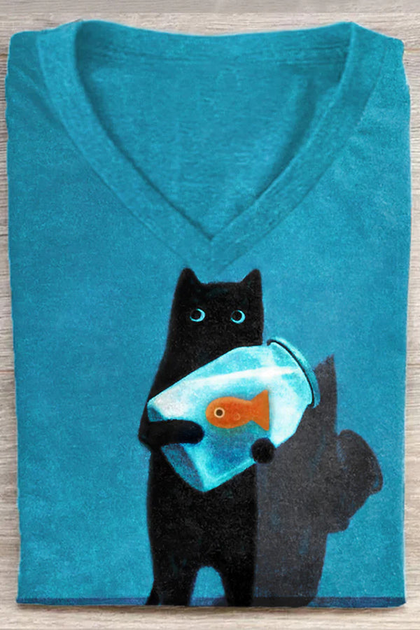 Cat Holding Goldfish Bowl Art Design T-Shirt