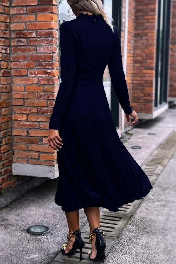 Half Turtleneck Pleated Long Dress