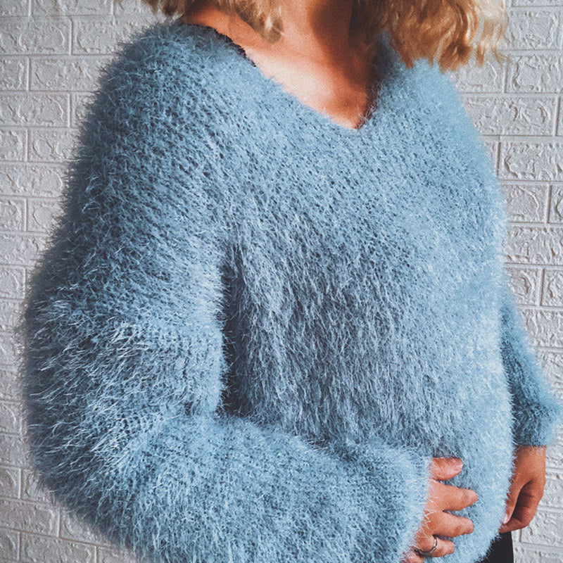 Lazy and Comfortable Mohair V-Neck Pullover Sweater