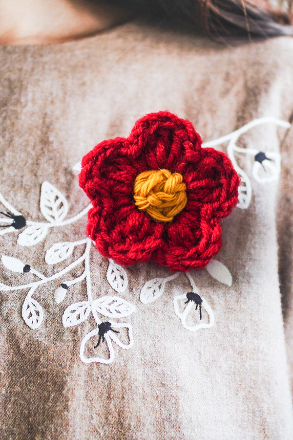 Small Red Flower Crochet Brooch