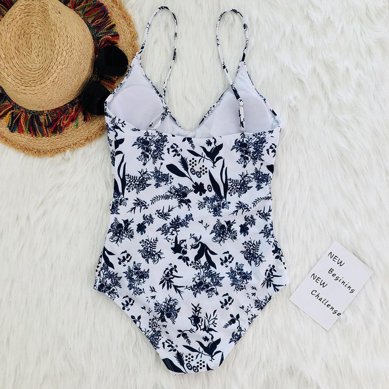 Sexy Floral Print Triangle Swimsuit