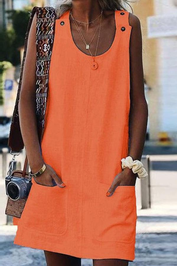 Solid Color Sleeveless Pockets Dress