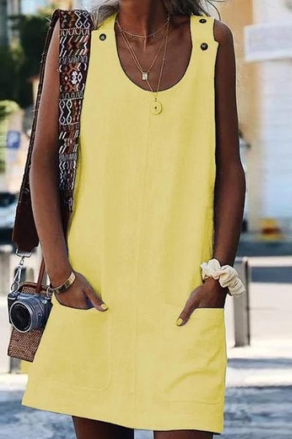 Solid Color Sleeveless Pockets Dress