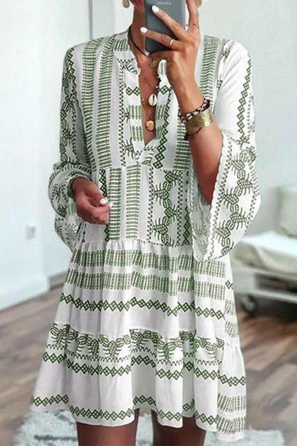 Stylish Geometric Print  V Neck Midi Dress